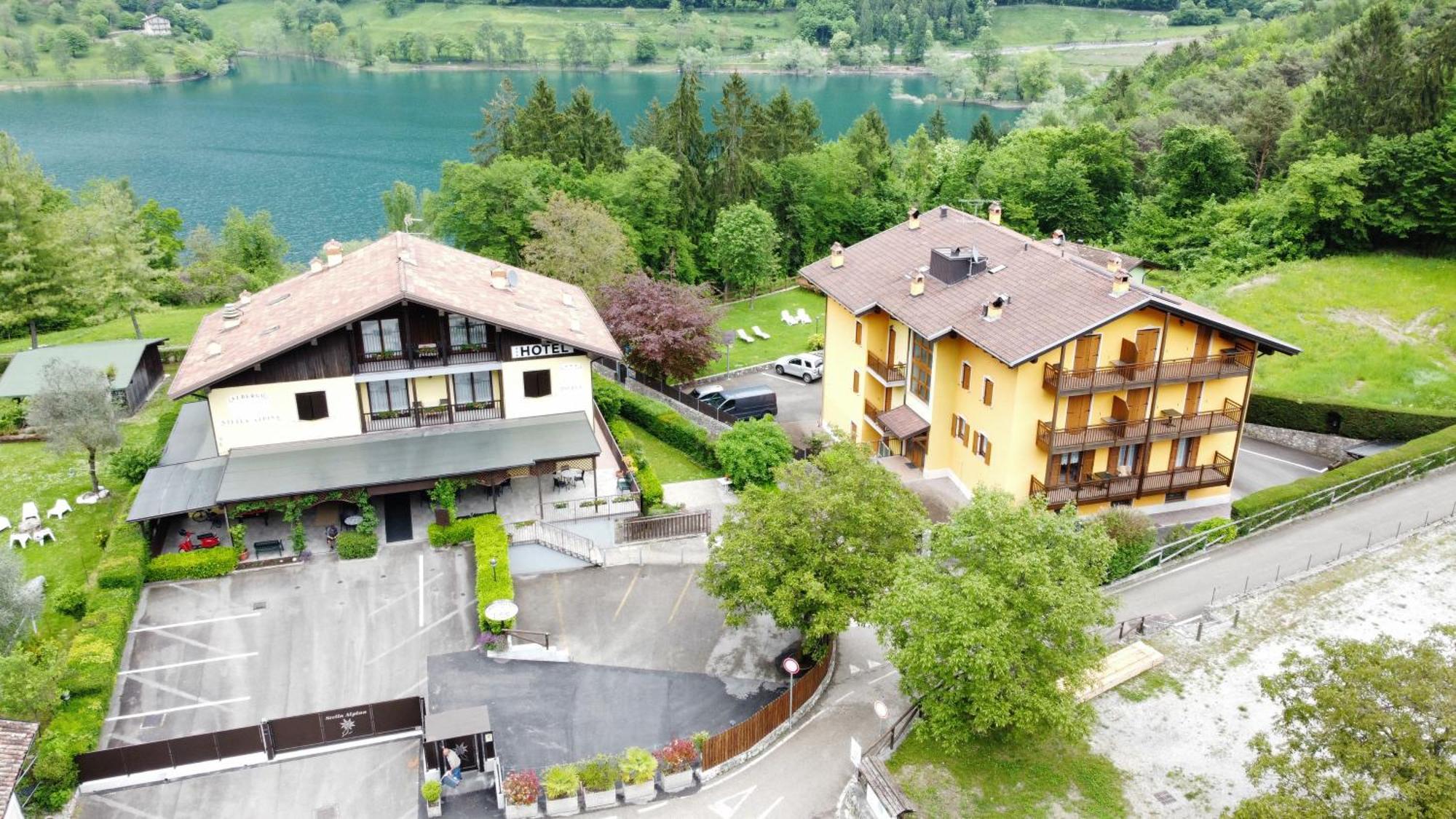 Albergo Stella Alpina 텐노 외부 사진