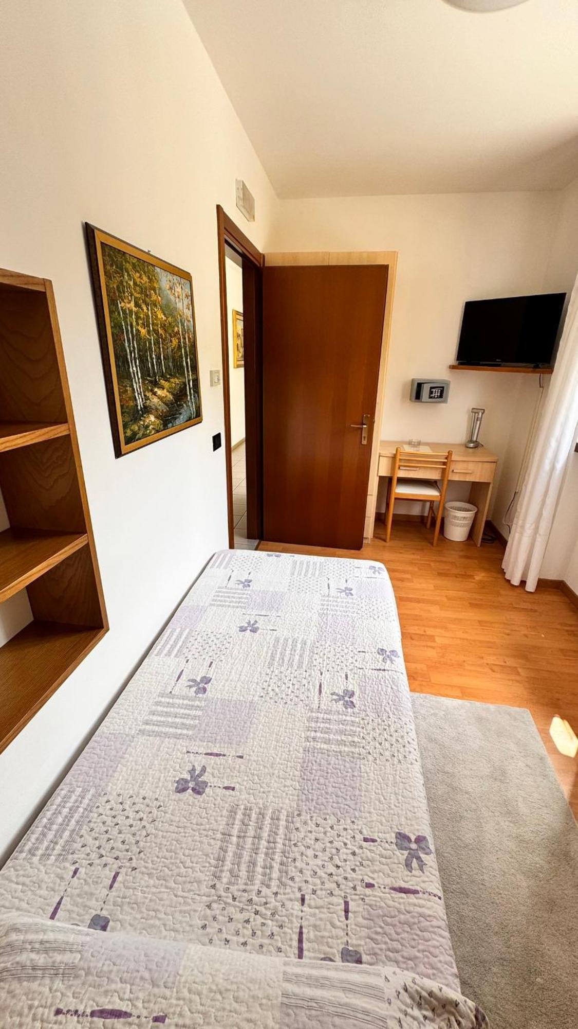 Albergo Stella Alpina 텐노 외부 사진