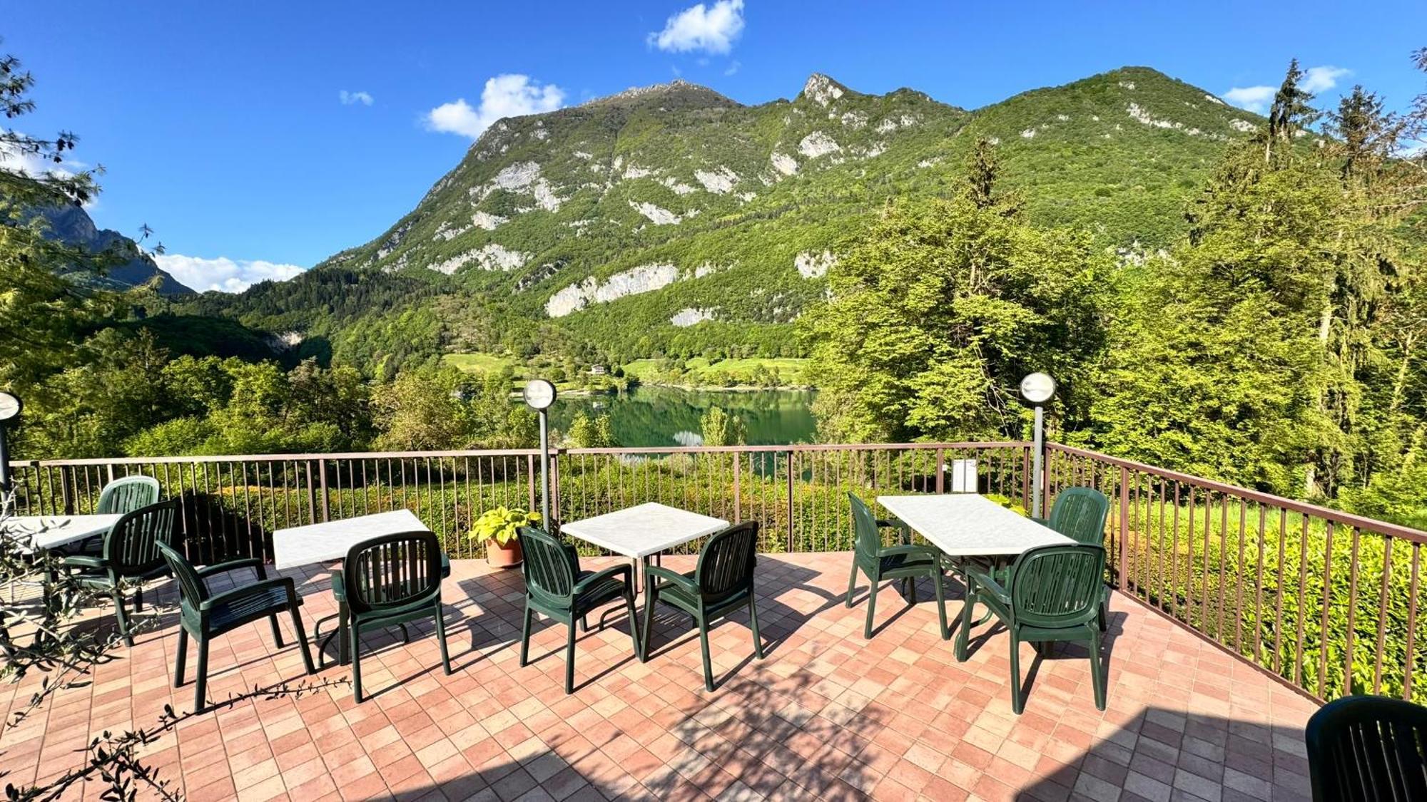 Albergo Stella Alpina 텐노 외부 사진