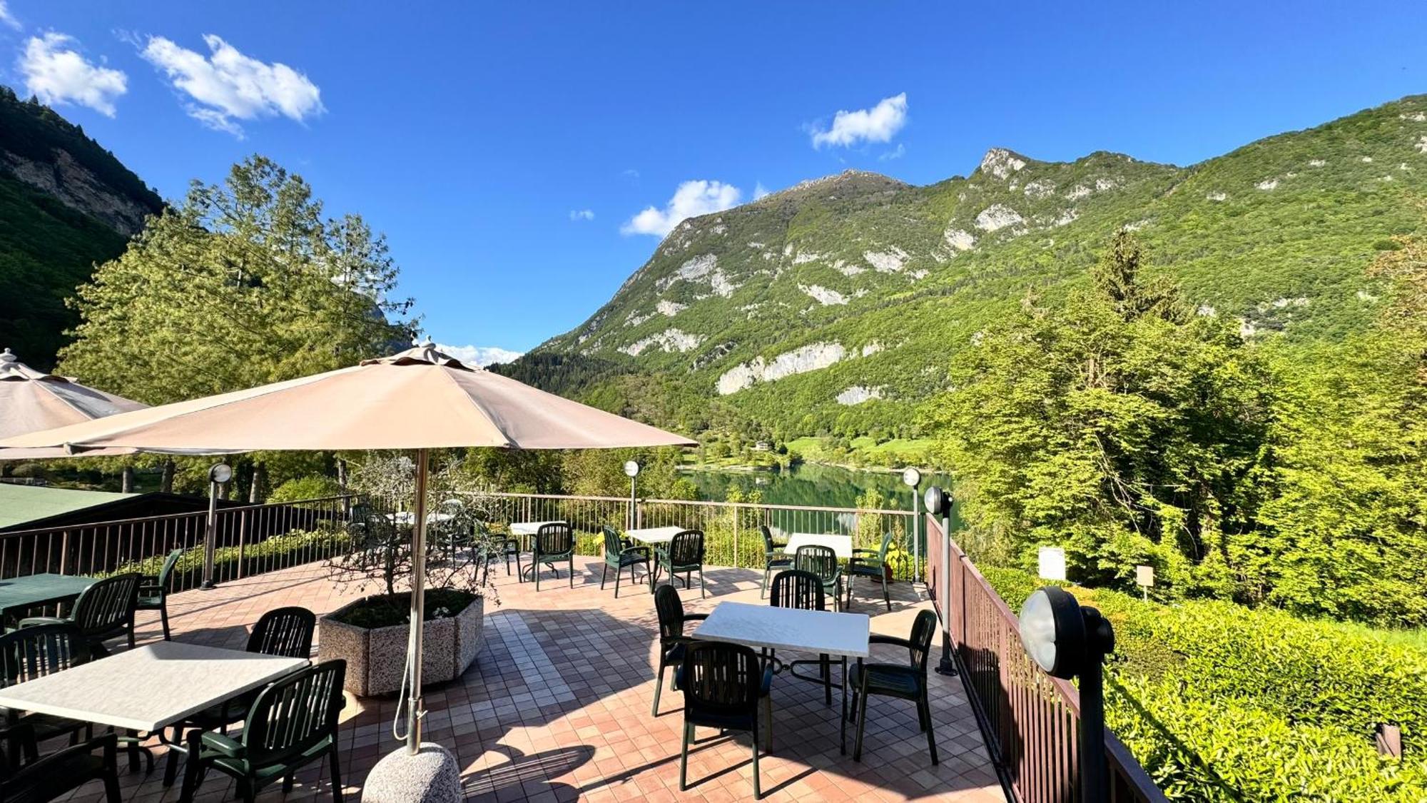 Albergo Stella Alpina 텐노 외부 사진