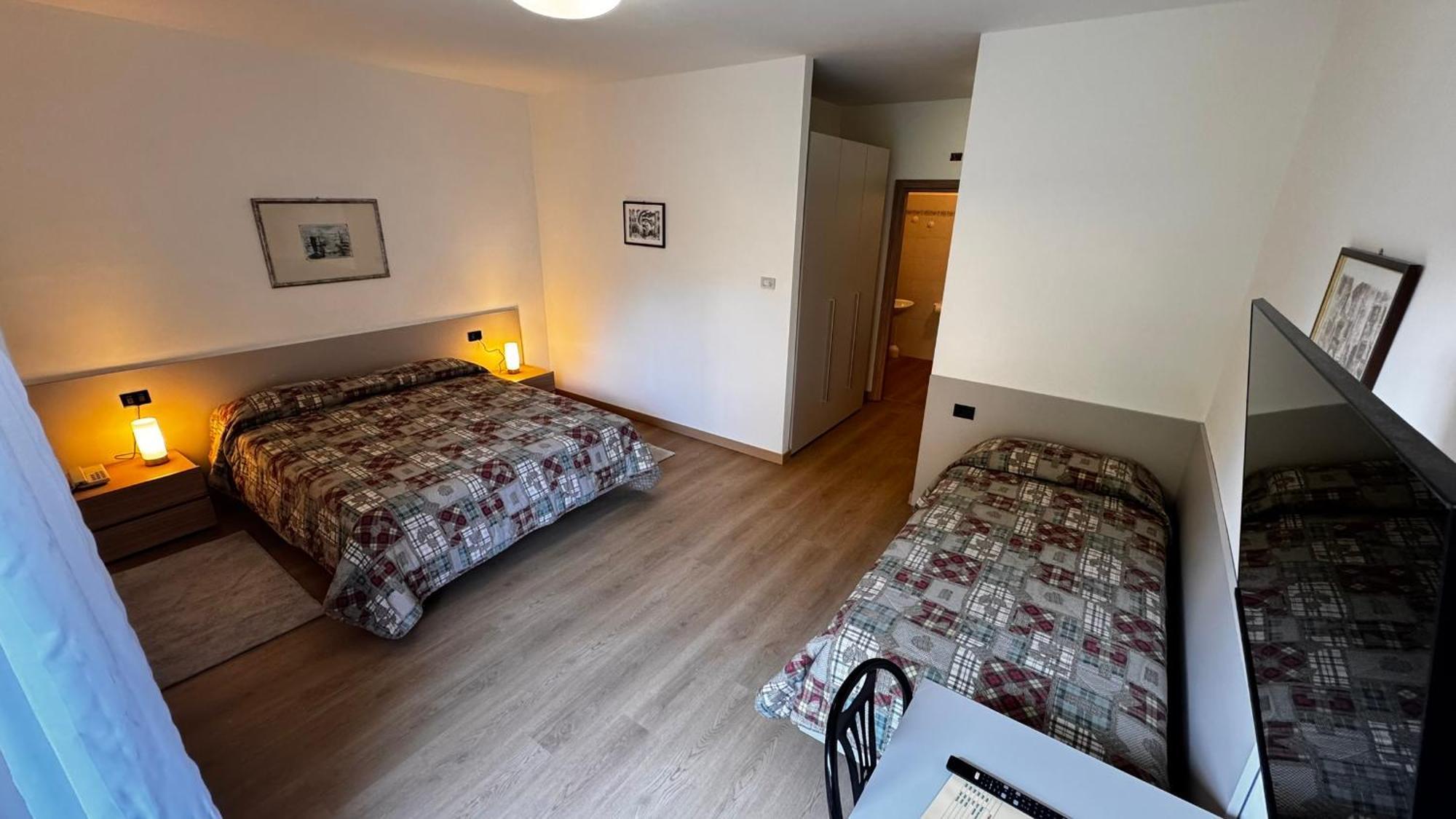 Albergo Stella Alpina 텐노 외부 사진